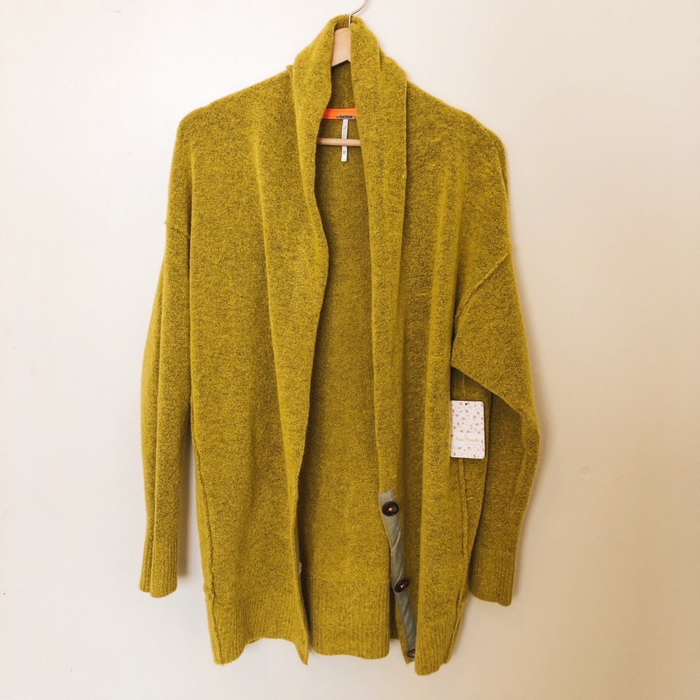 Brand New Free People XS Yellow/Mustard sweater.